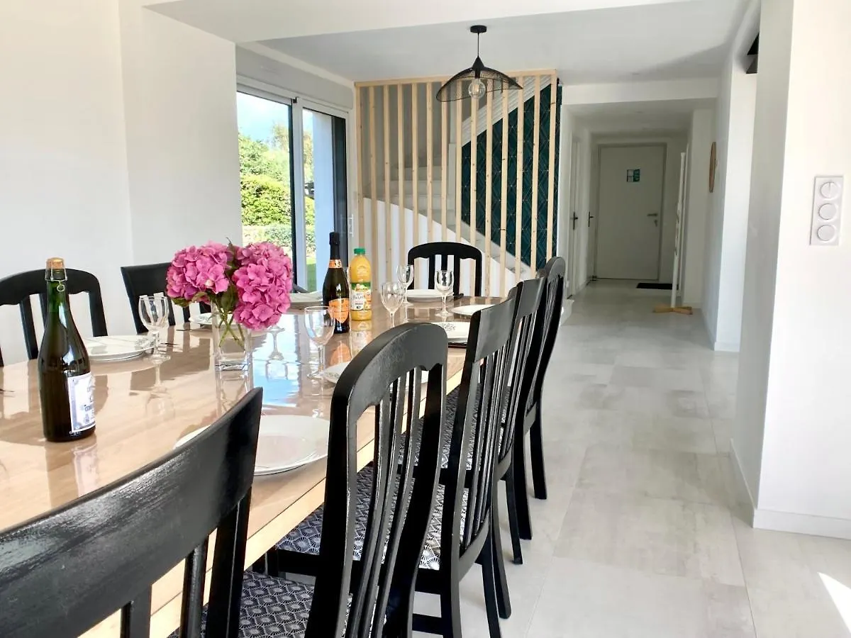 Holiday home 300M De La Mer, Villa Moderne Spacieuse 6-12 Pers A Trevignon Tregunc France